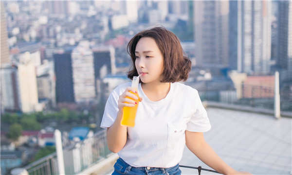 德格关于试管代生助孕多少钱的详尽分析与指导