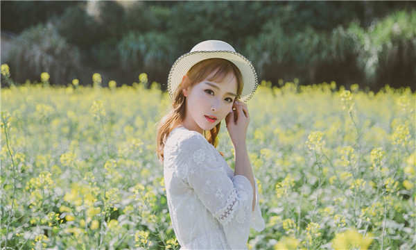德格标题：想找个女人帮忙生孩子的有效解决方案，助您圆梦家庭